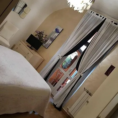 Alojamento de Acomodação e Pequeno-almoço B&B Alassio Alassio